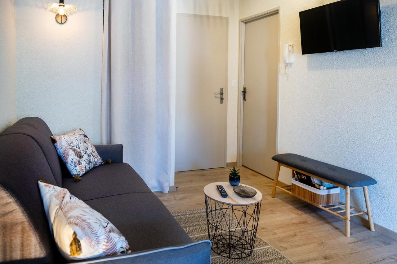 Appart. T 1 Bis, Centre Ville, Entierement Renove Lourdes Exterior photo