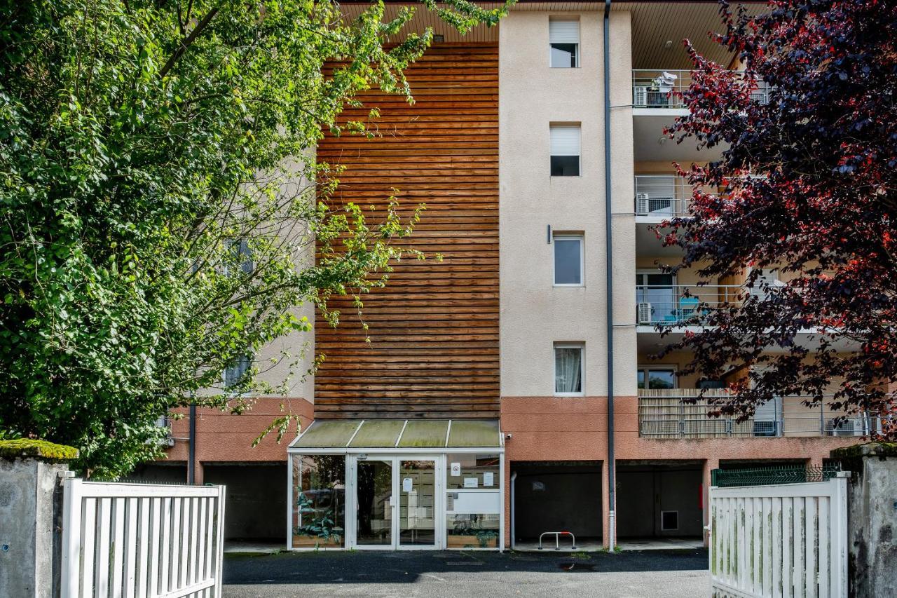 Appart. T 1 Bis, Centre Ville, Entierement Renove Lourdes Exterior photo